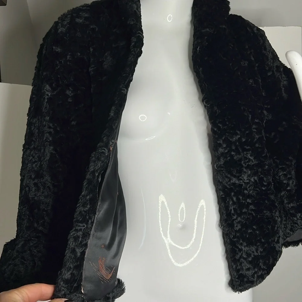 Vintage Sz 4-10 Open Black Persian Lamb Cape Jacket Front Hooks Flowy Back